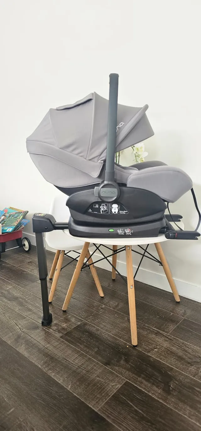 Pre-loved baby gear sold on Nestee