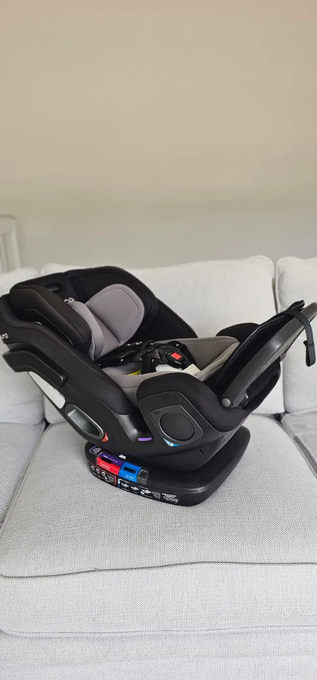 Pre-loved baby gear sold on Nestee